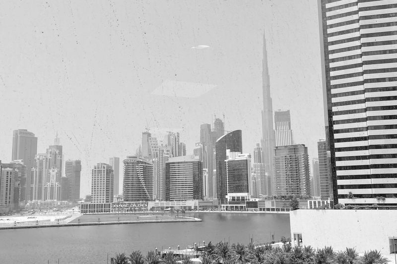 Vue sur Business Bay et le Dubai Canal depuis les bureaux HBS